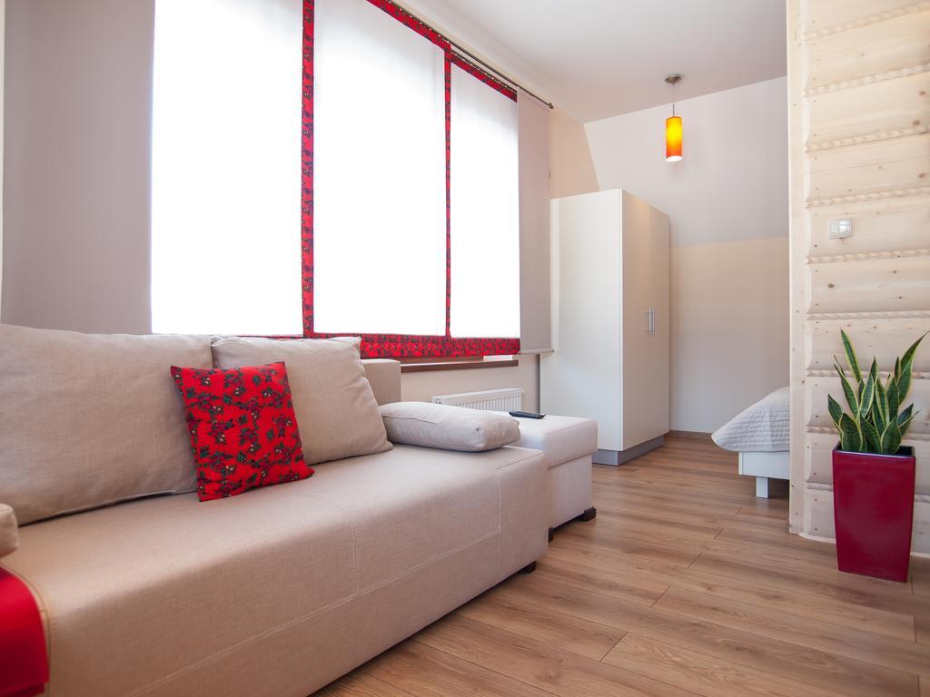 Domek & Apartament Na Ogrodzie Suche Exteriér fotografie
